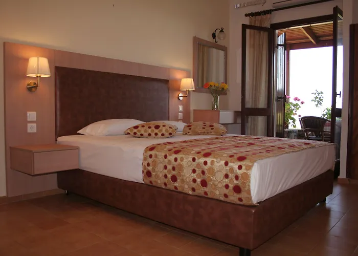 Medusa Aparthotel 4*