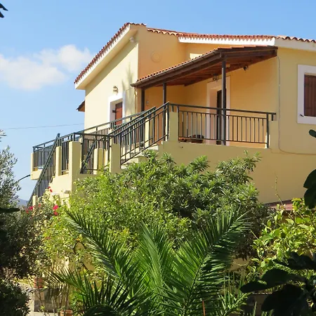 Ξενοδοχείο με διαμερίσματα Medusa 4*