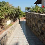 Medusa Ξενοδοχείο με διαμερίσματα 4*